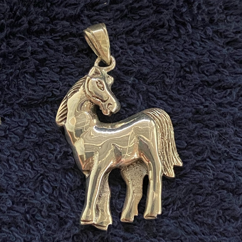 Sterling silver horse 🐎 charm stamped